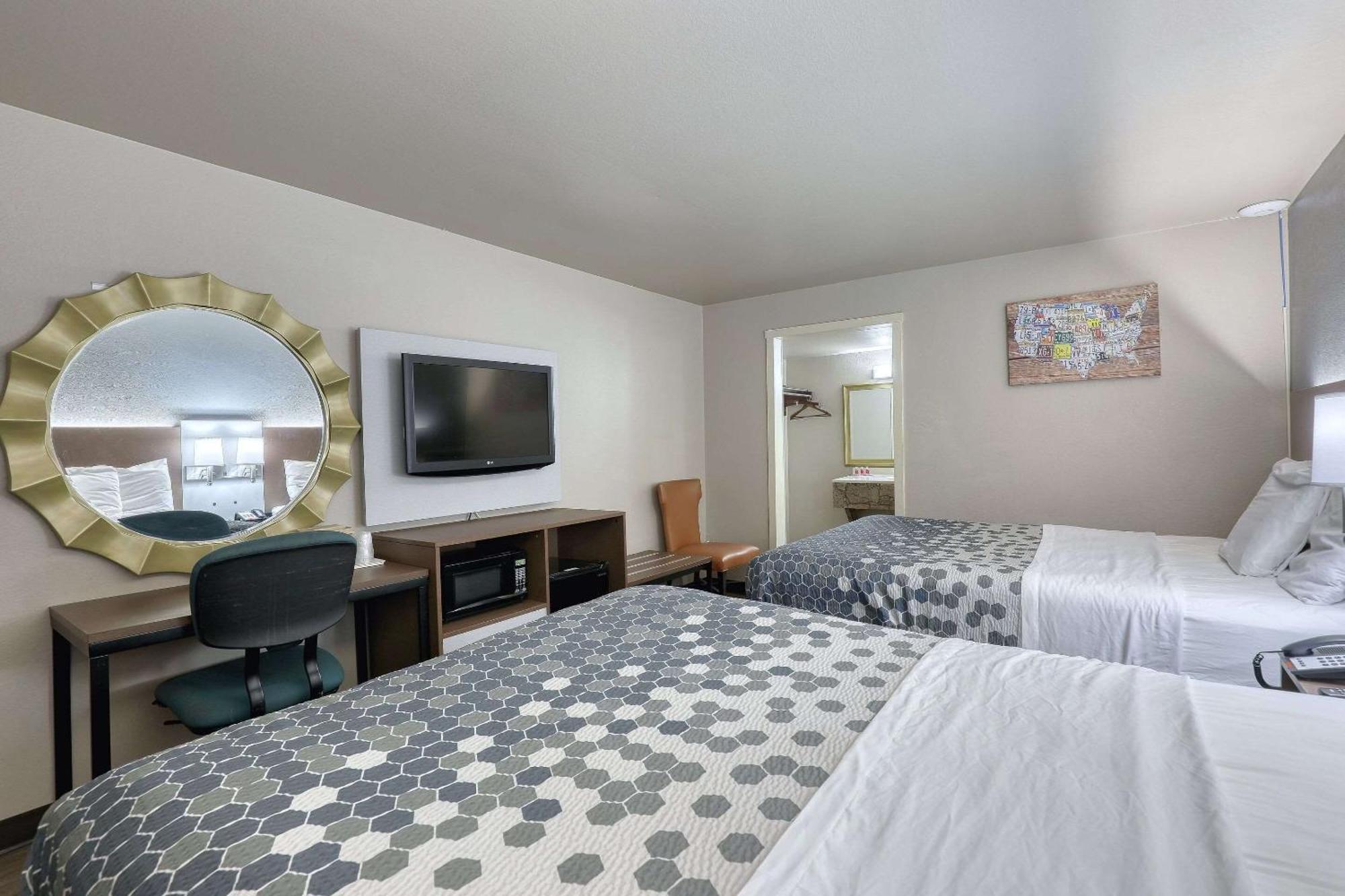 Econo Lodge ニーナ エクステリア 写真
