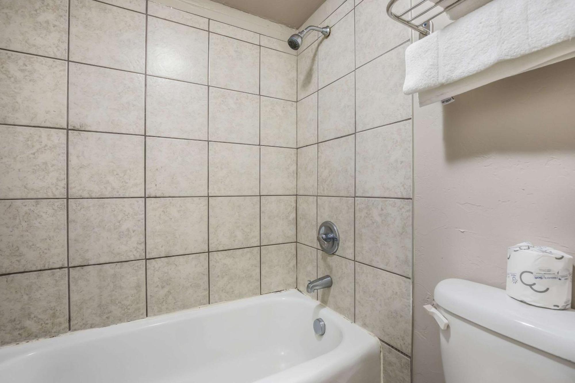 Econo Lodge ニーナ エクステリア 写真
