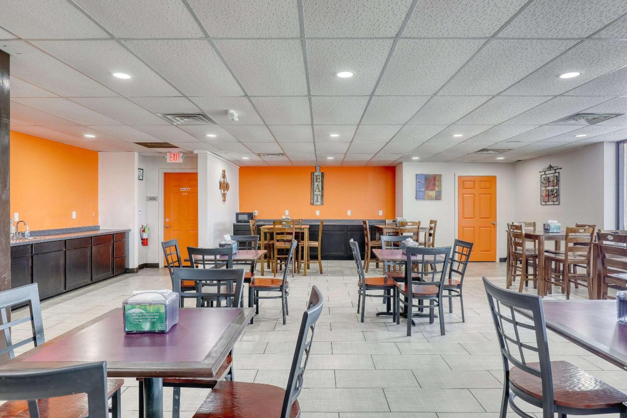 Econo Lodge ニーナ エクステリア 写真