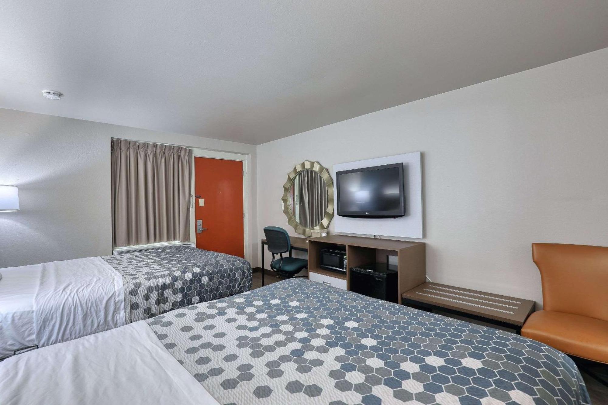 Econo Lodge ニーナ エクステリア 写真