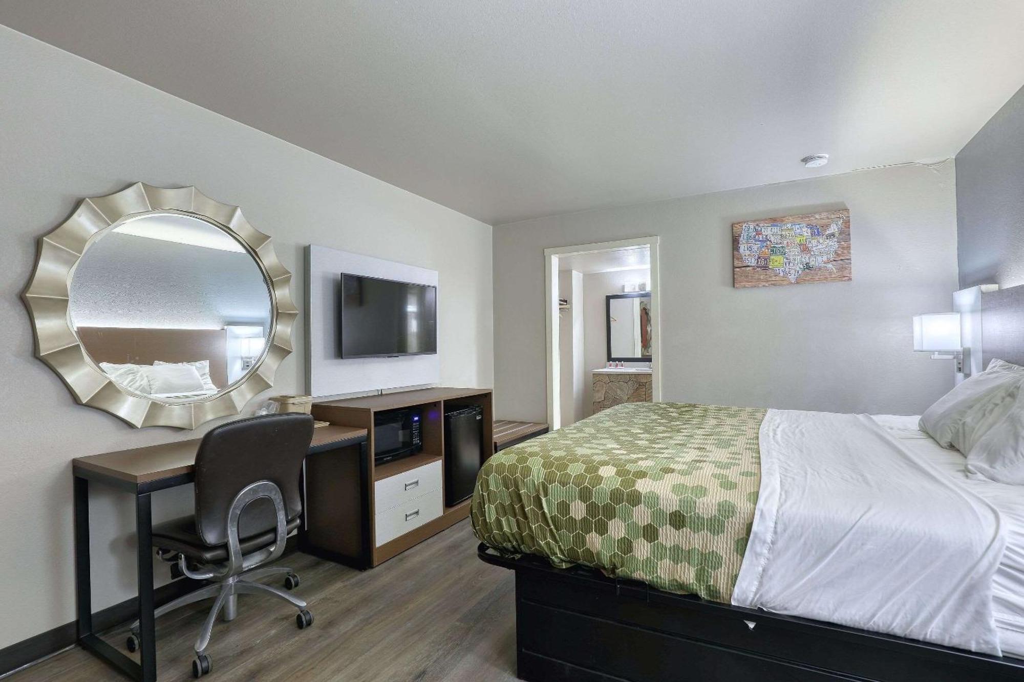 Econo Lodge ニーナ エクステリア 写真