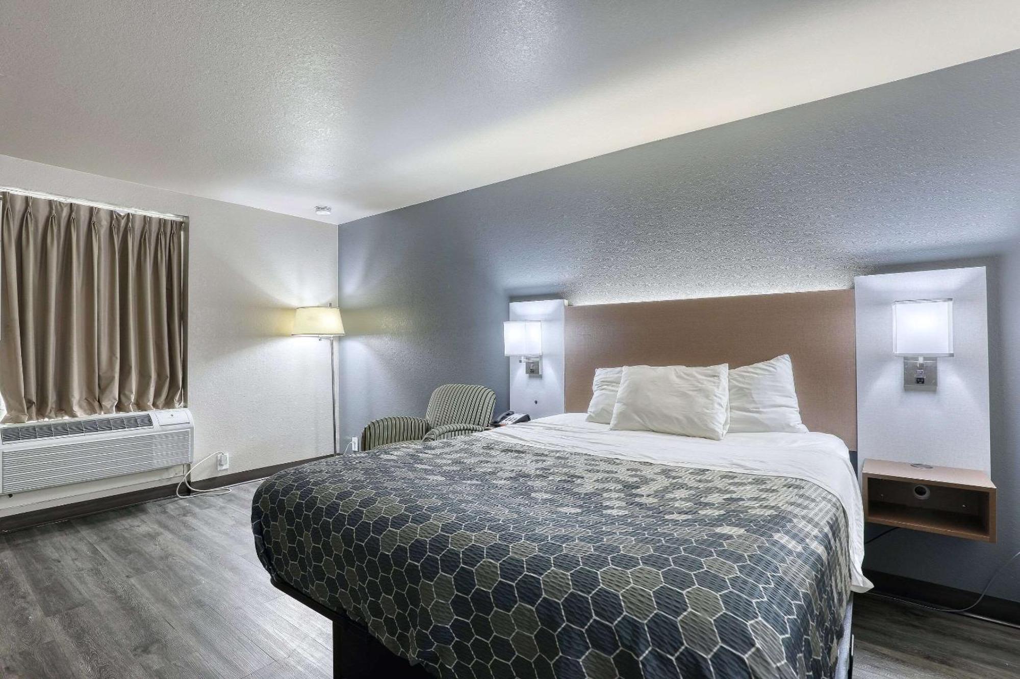 Econo Lodge ニーナ エクステリア 写真