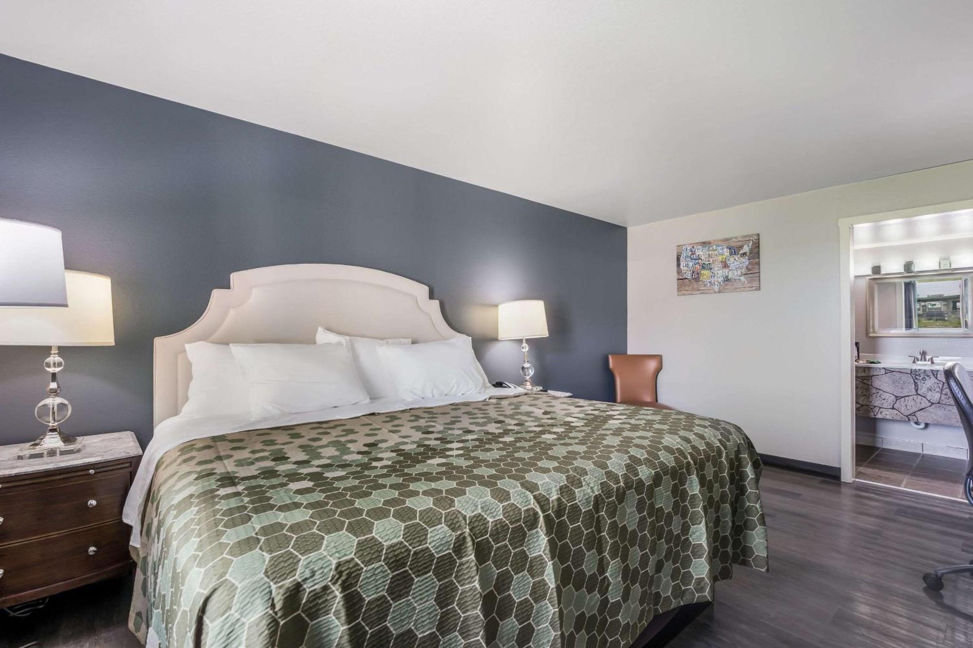 Econo Lodge ニーナ エクステリア 写真