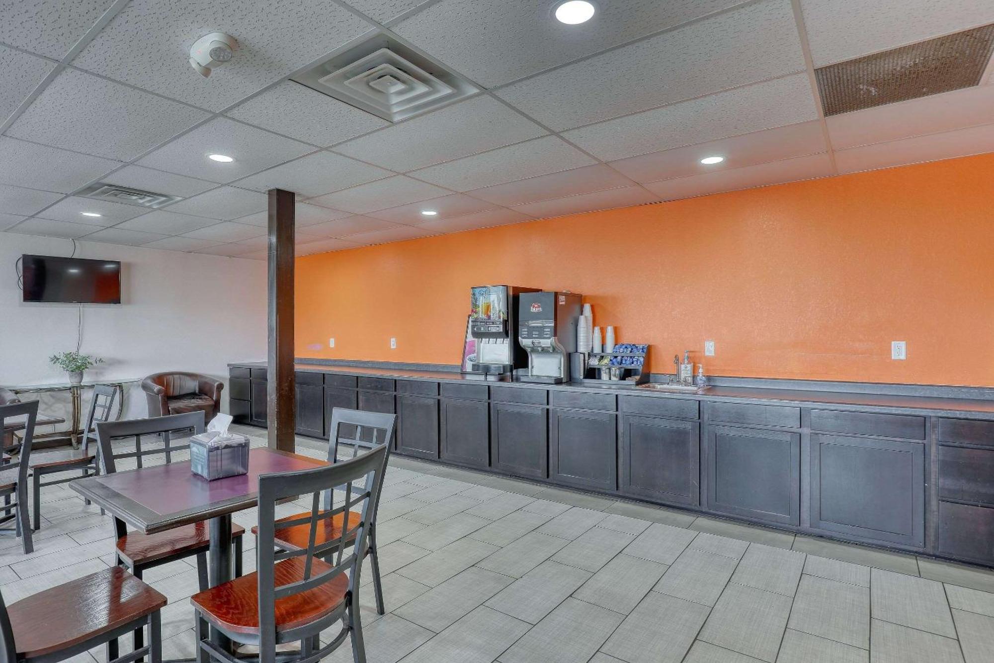 Econo Lodge ニーナ エクステリア 写真