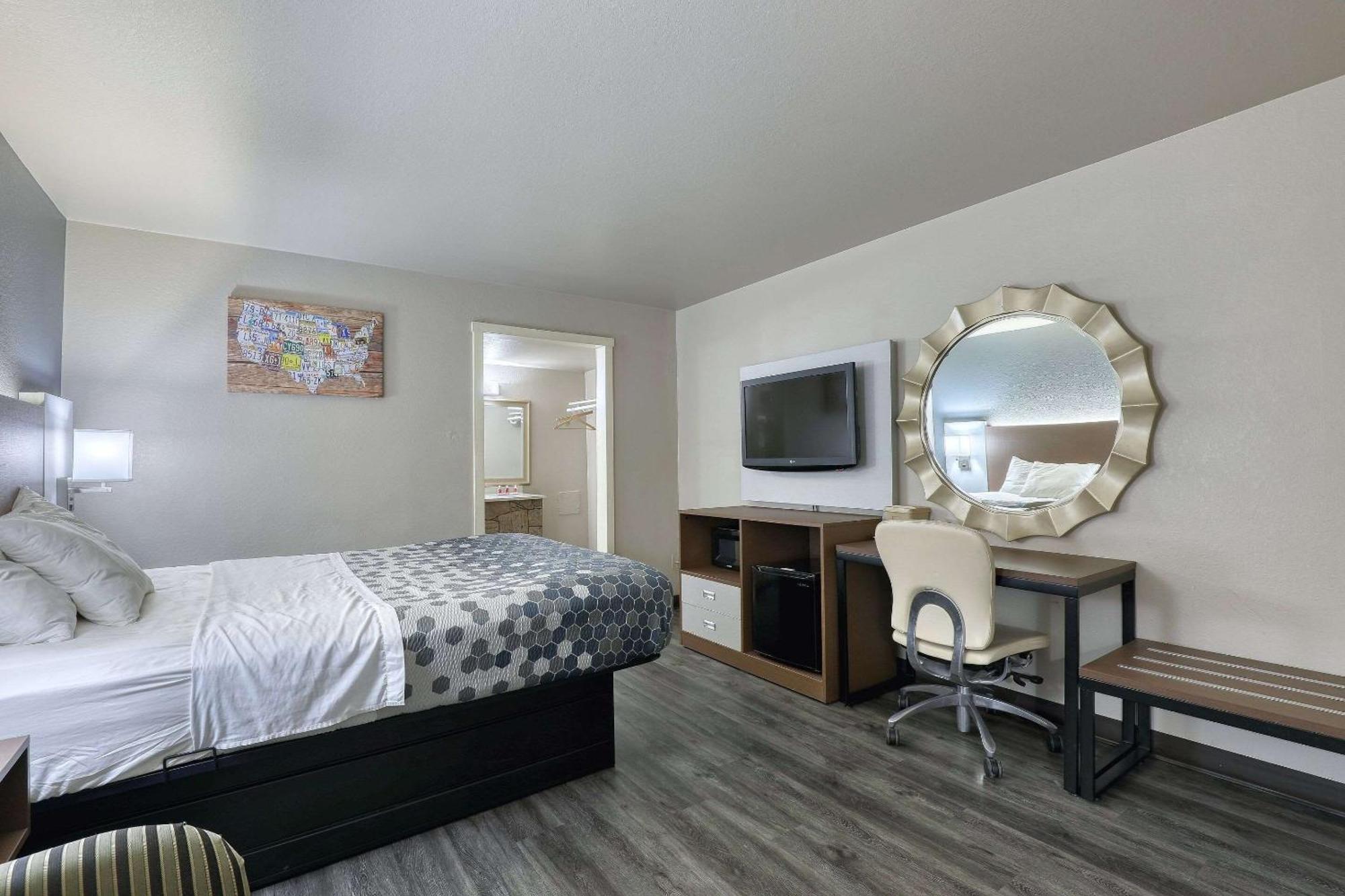 Econo Lodge ニーナ エクステリア 写真