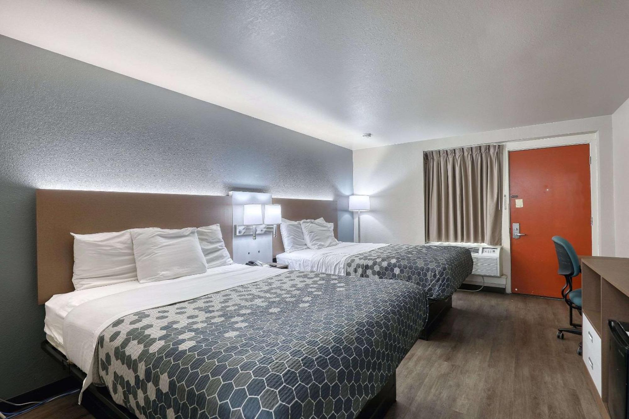 Econo Lodge ニーナ エクステリア 写真